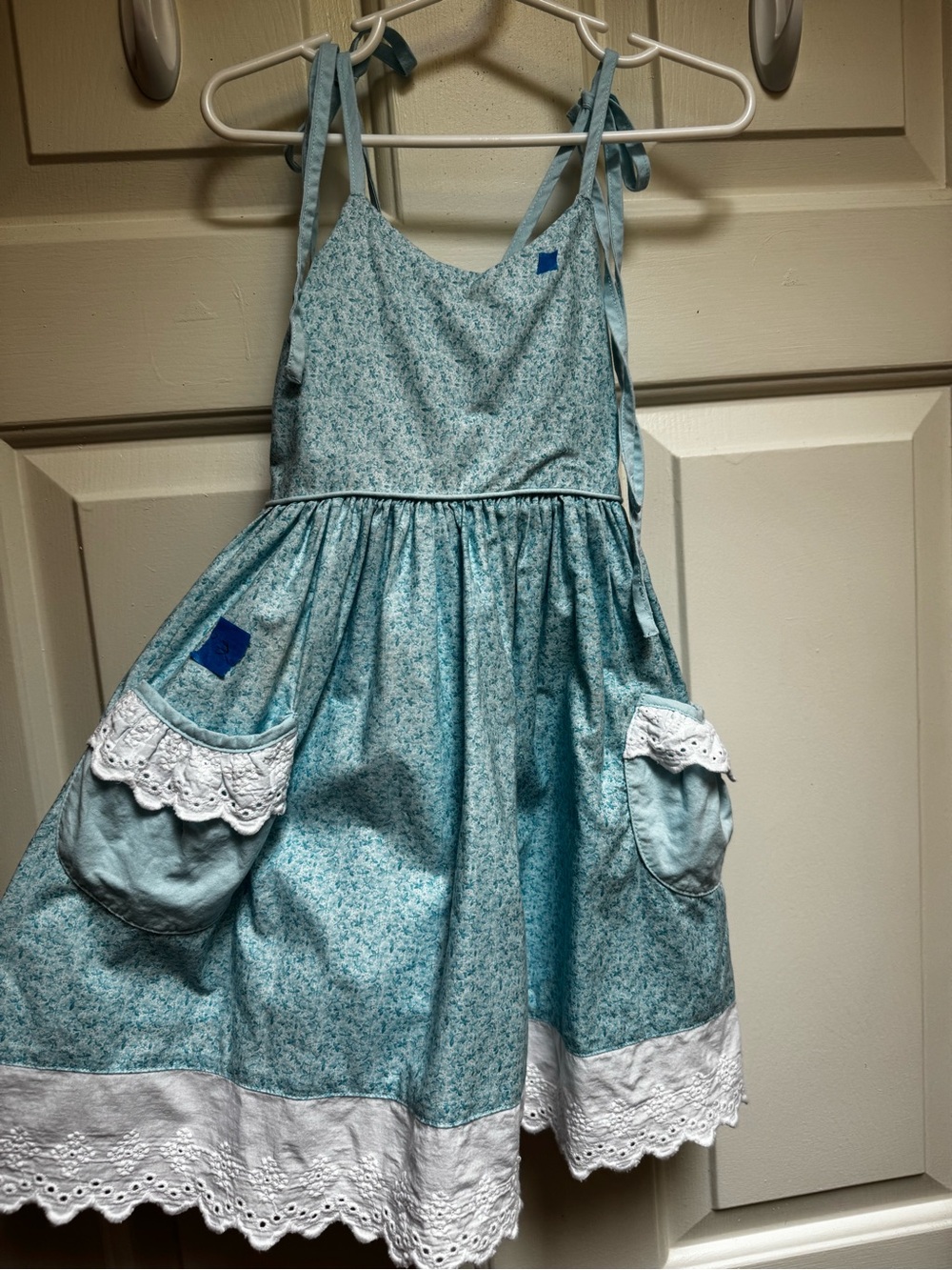 Well Dressed Wolf Blue White Lace Ruffle Sweetheart Sundress Pockets Girls 4T